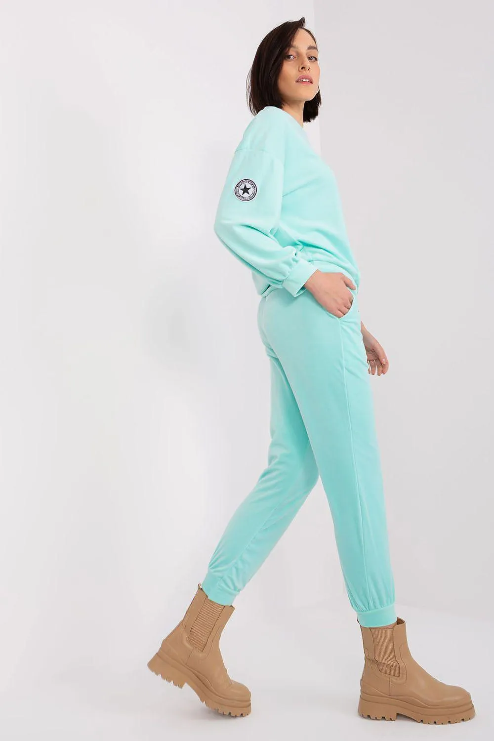 Chic Velour Knit Sweater and Pants Set for Modern Elegance