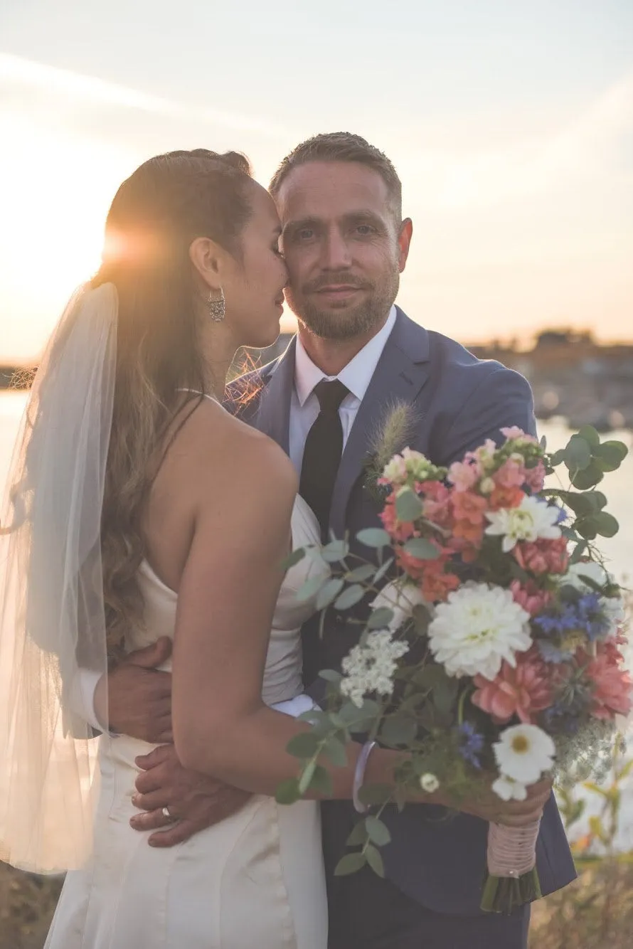 Elbow Length Raw Edge Veil