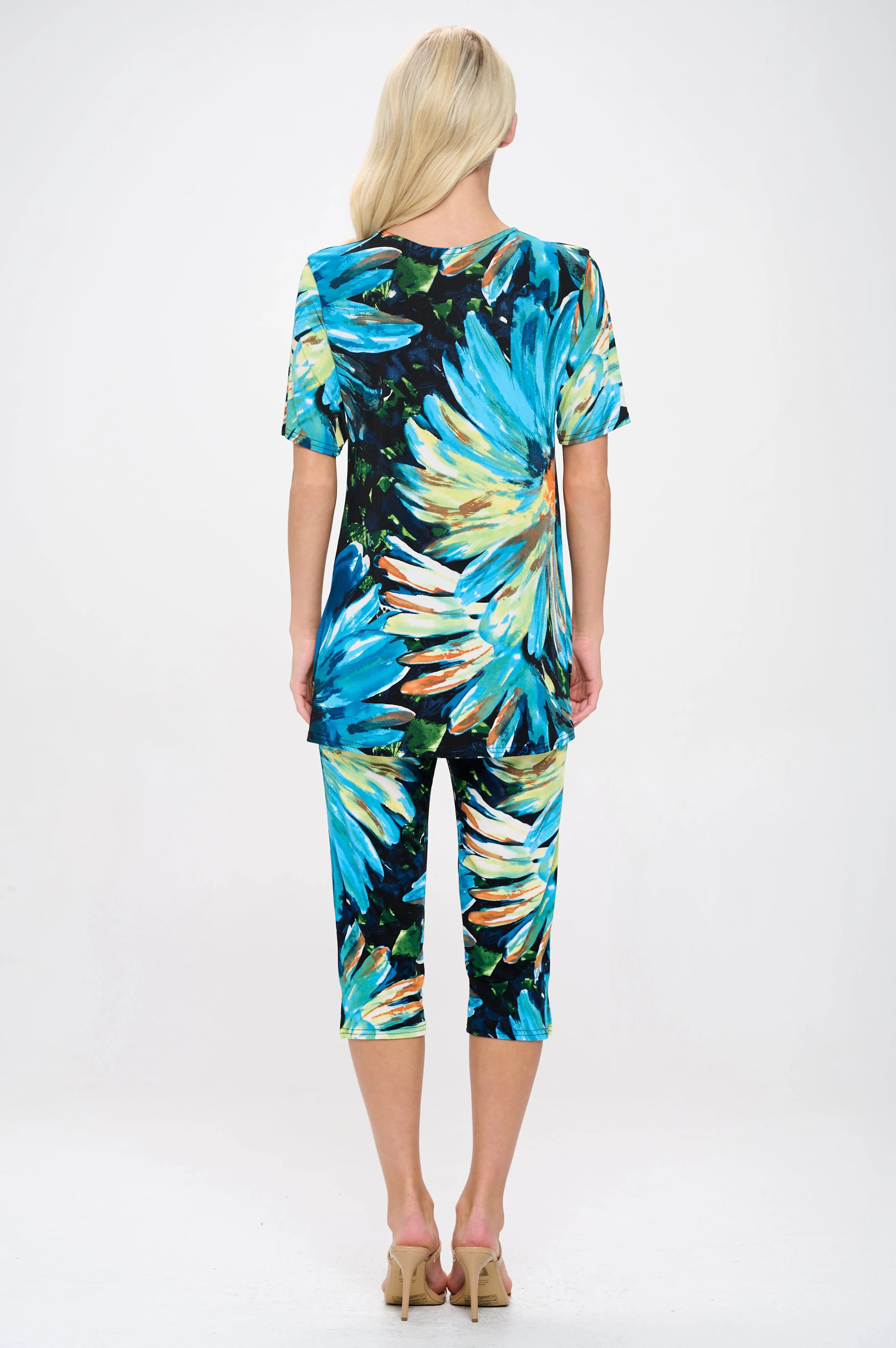 Plus Size Capri Pants Set Short Sleeve- 9003BN-SXP1-W440
